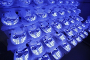 8-Color Multi-Spectrum LED Light Therapy Function Testing Multi Spectrum 8 Color LED Light Therapy Mask Operation